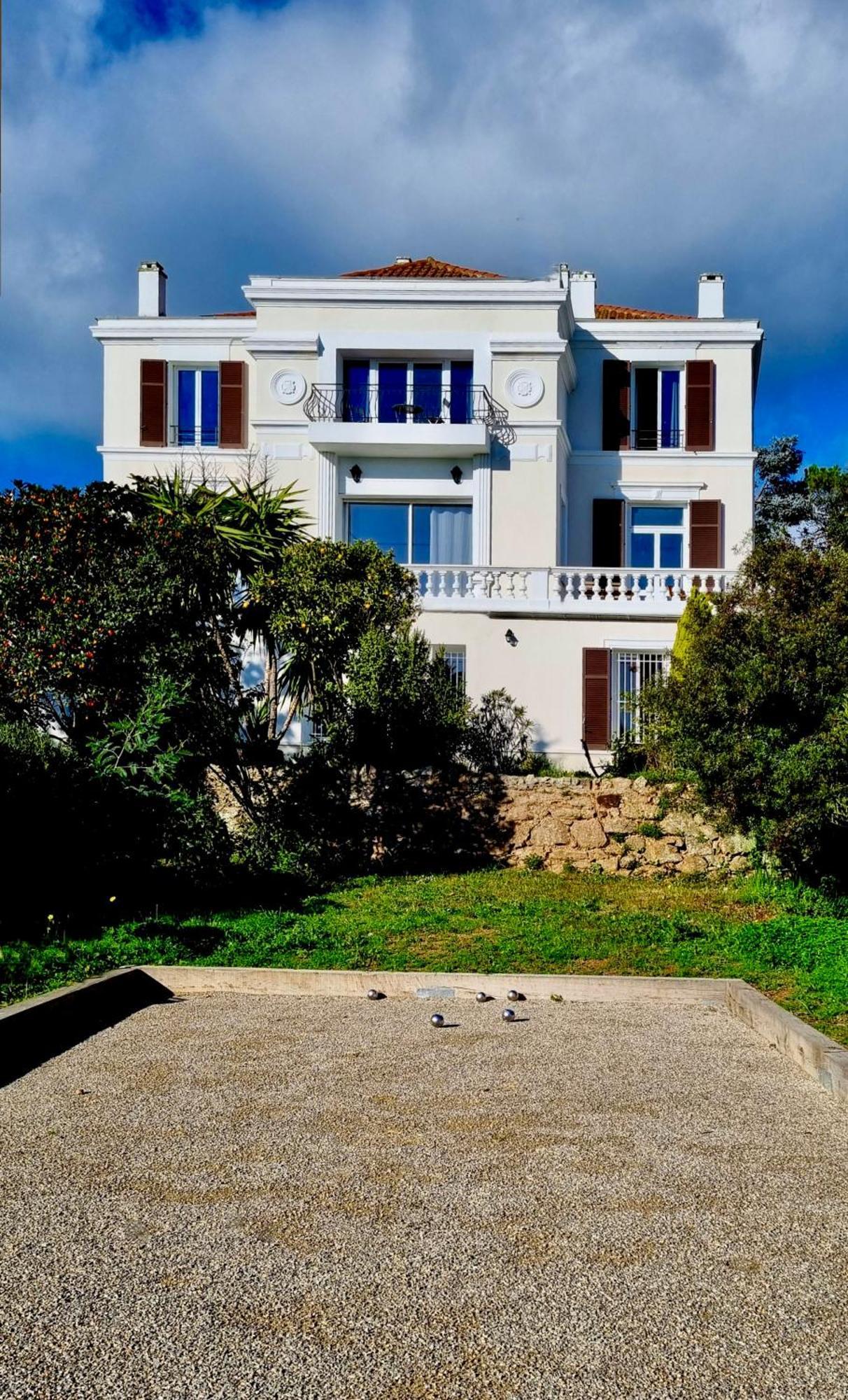 Villa Les Roches มองเดอลิเยอลานาปูล ภายนอก รูปภาพ